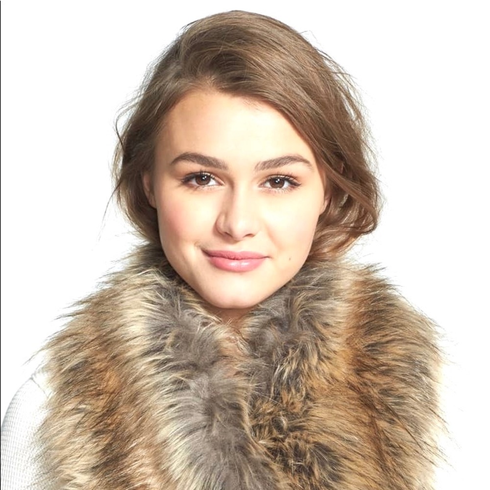 Faux Fur Scarf